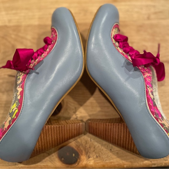 Poetic Justice London Blue Pink Floral Leather heels feminine cottagecore 8.5M - Picture 6 of 16